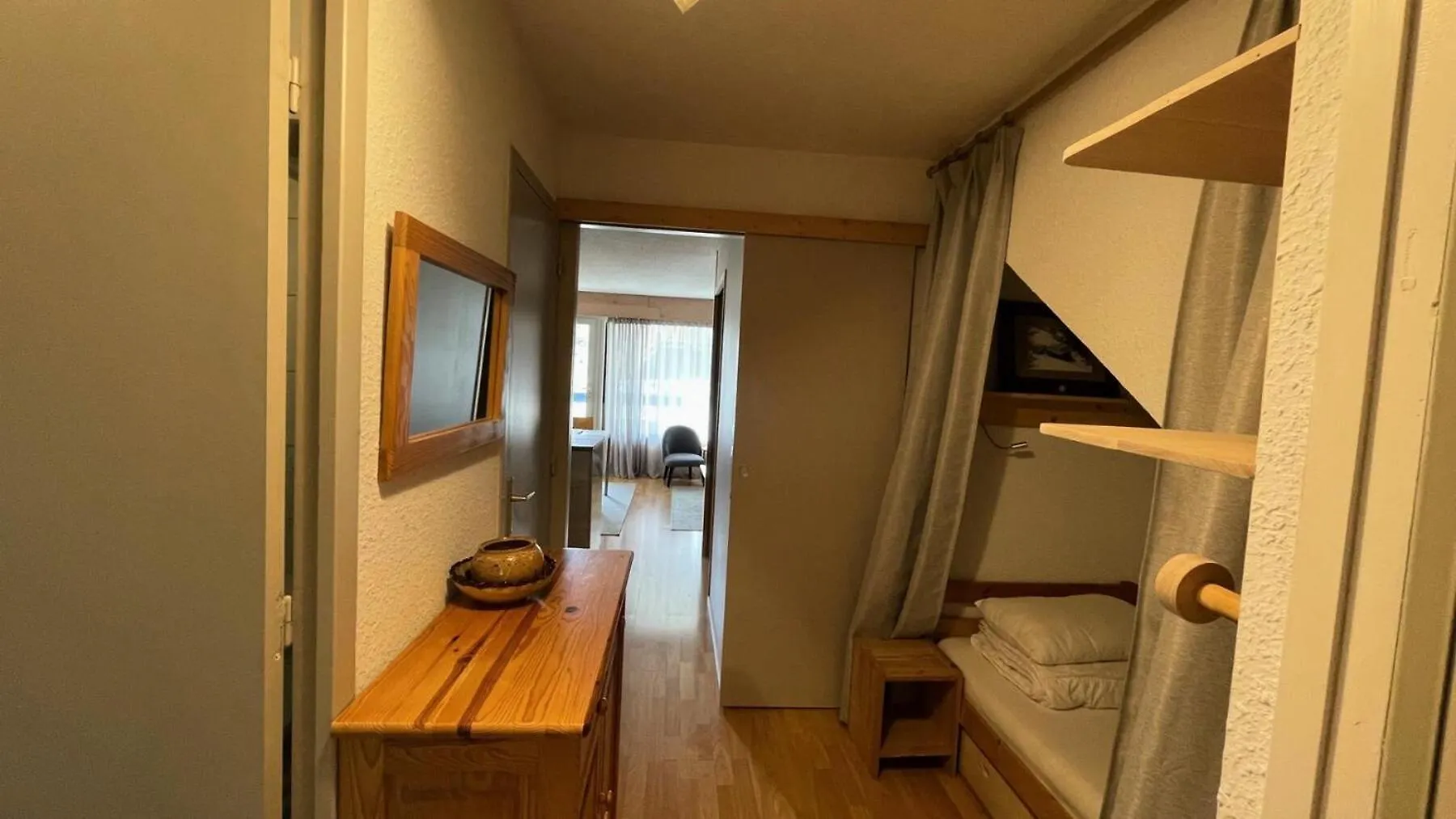 Residence Chamoisiere - Grand Studio A Cote Des Pistes Mae-8504 Montgenevre Apartment